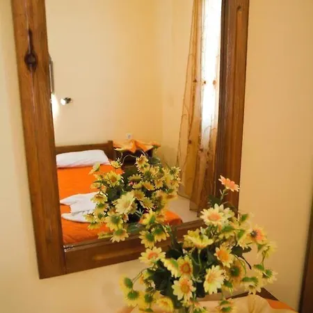 Maistrali & Penzion Pláka