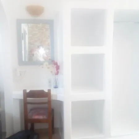 Maistrali Studios & Guest house 3*