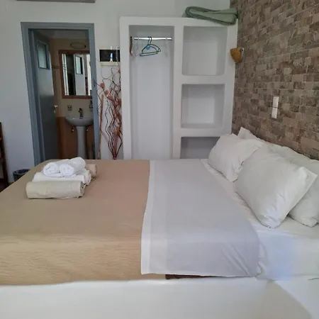 Maistrali Studios & 3*