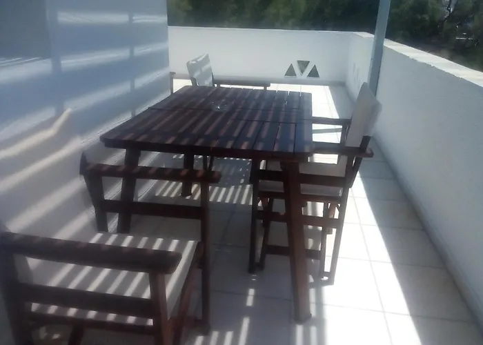 Maistrali & 招待所 3*