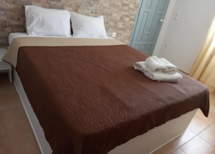 Maistrali & 招待所