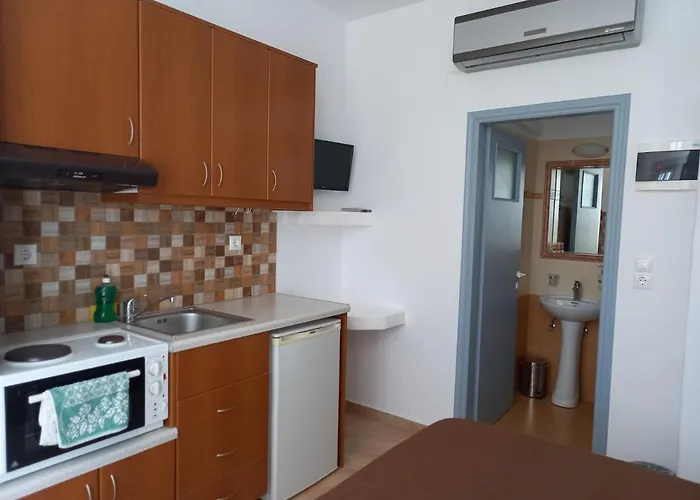 招待所 Maistrali & Pláka