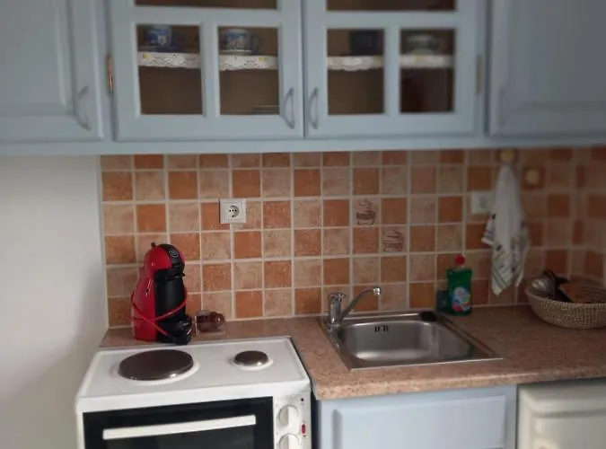 Maistrali & 招待所 Pláka