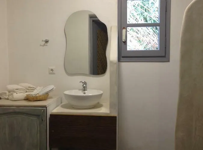 招待所 Maistrali & 3*