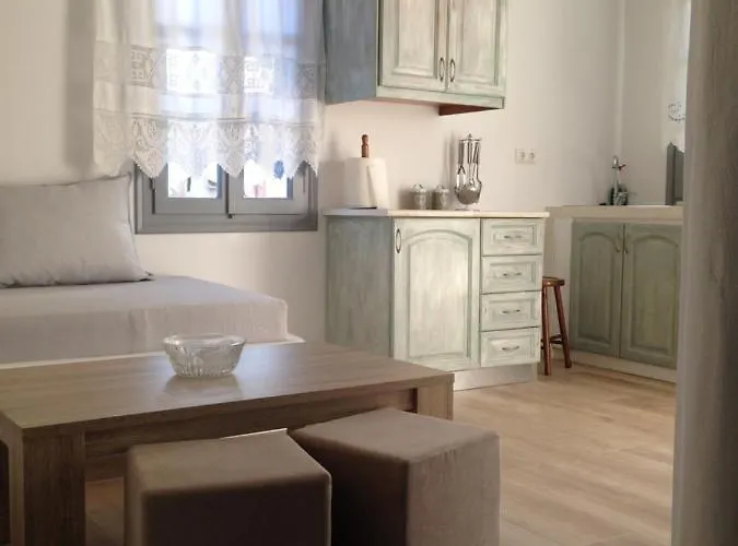 招待所 Maistrali & Pláka